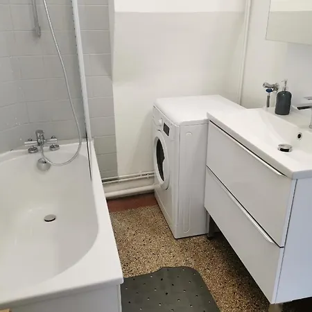Apartment Du Colonel Fabien *